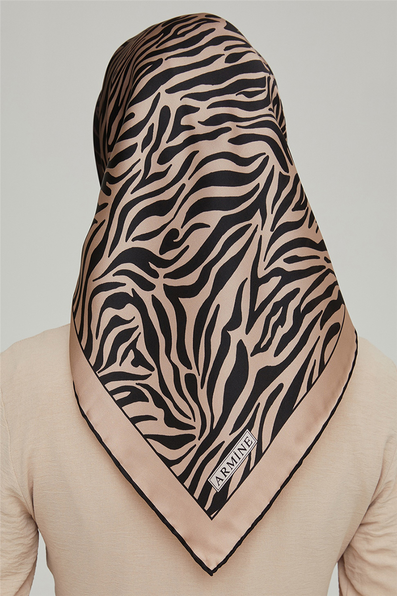 Armine Sura İpek Eşarp 21Ka8654 22 - Görsel-2